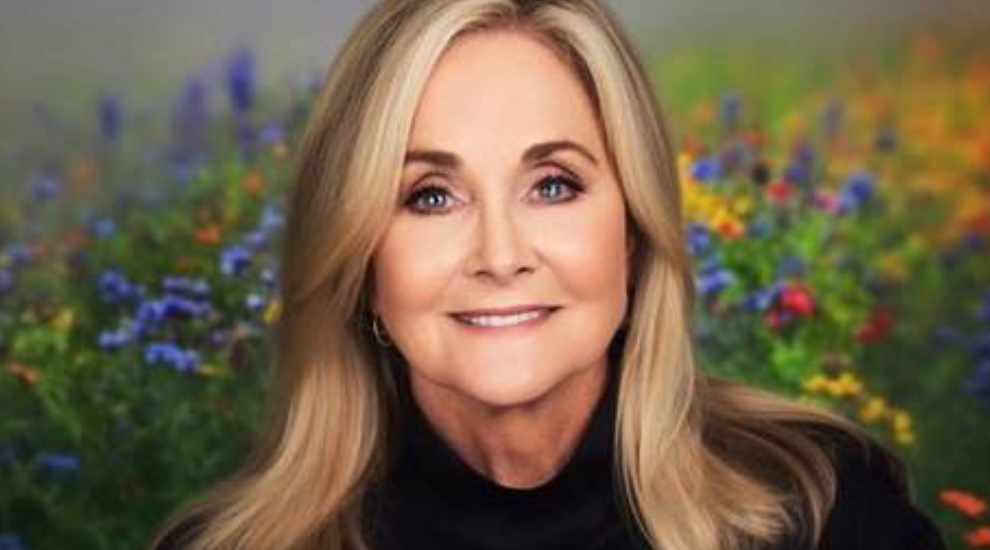 maureen mccormick net worth